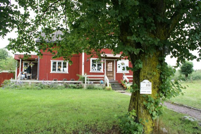 thefourguestroomhouseoflundbygrd.jpg